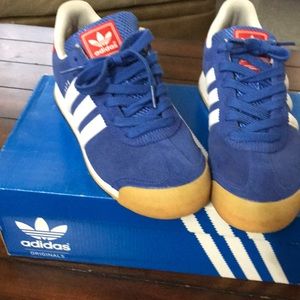 Blue and white Samoa J